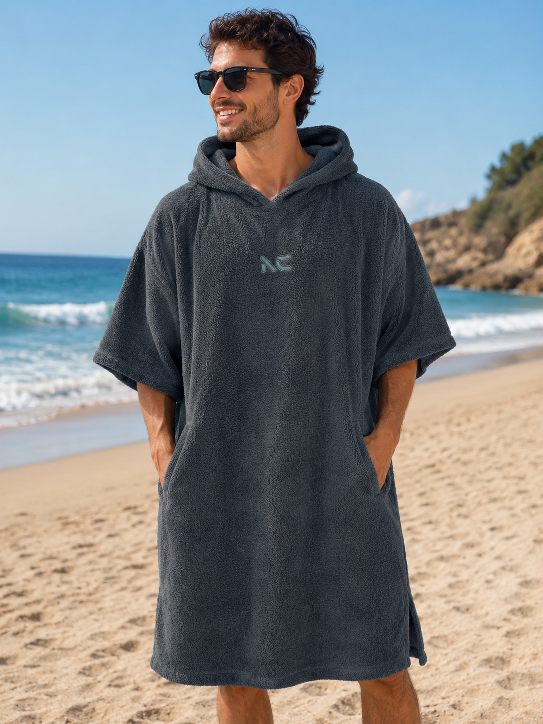 Poncho Ribera - Black